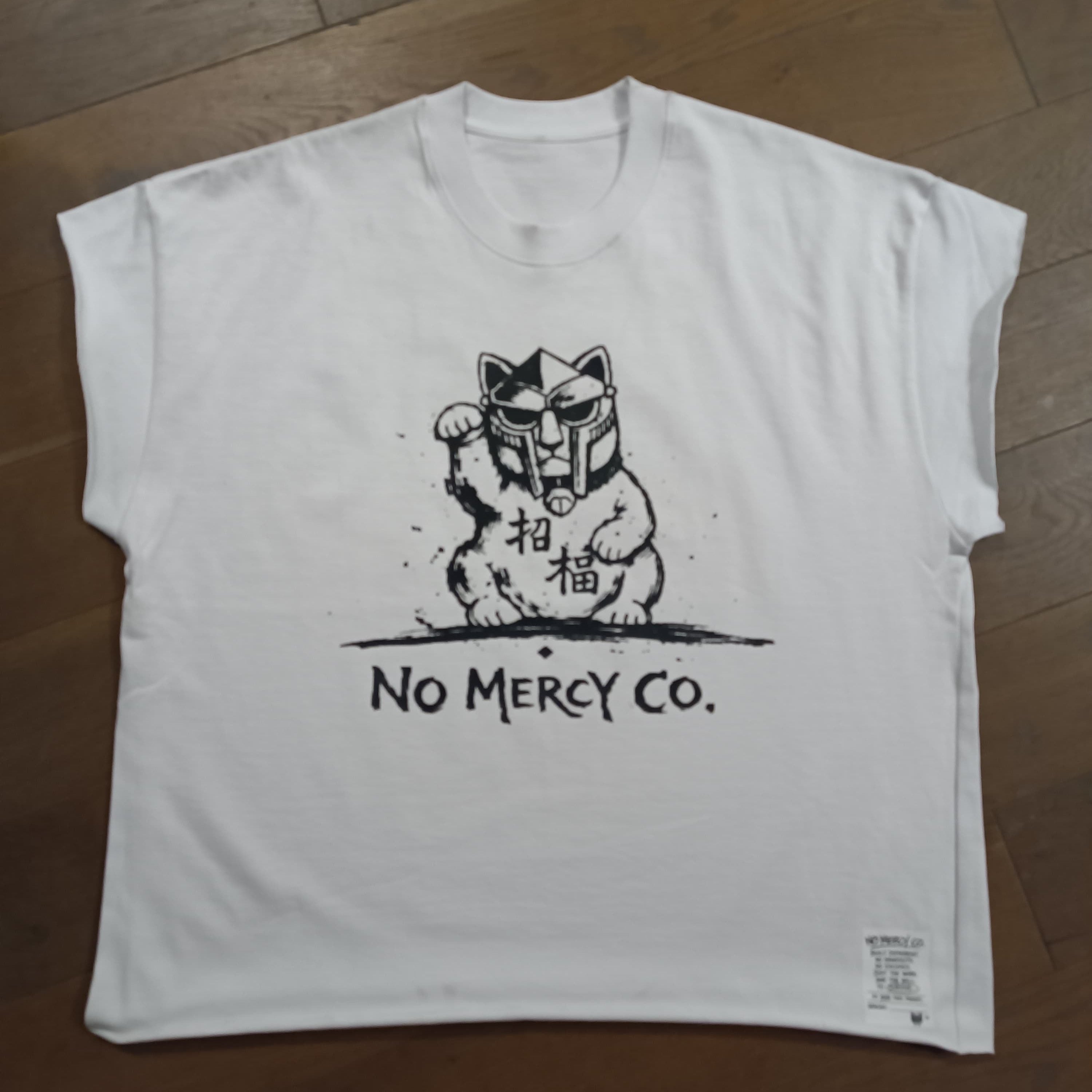 LUCKY YUN TEE