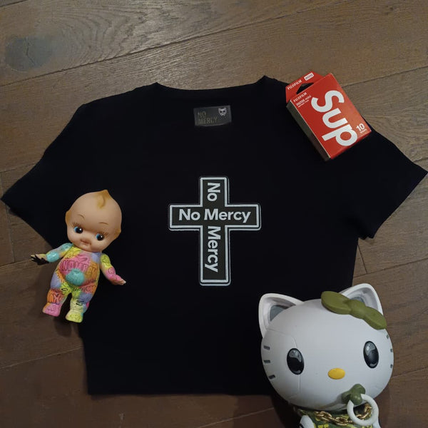 PLAYERA CORTA TRUST NO ONE EDITION MANGA CORTA-Mujer