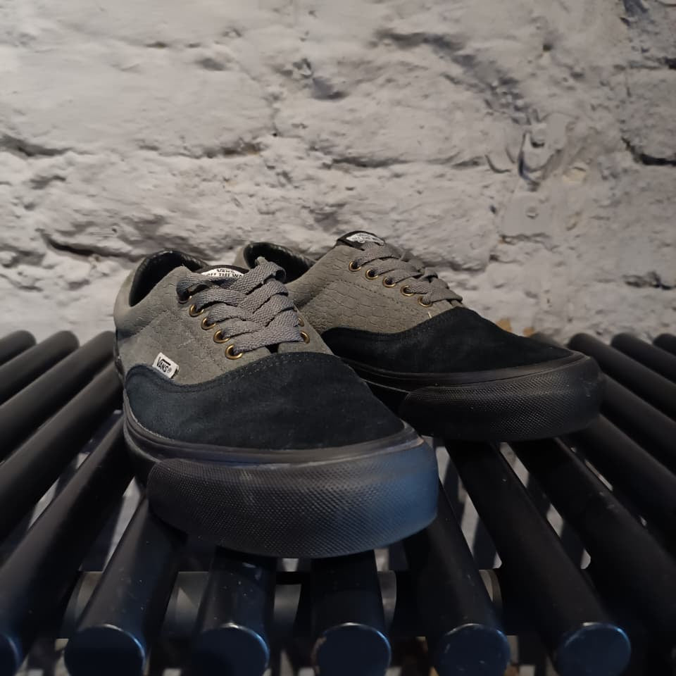 Vans x WTAPS OG Era LX “Black Croc” 2018 | Colaboración premium streetwear