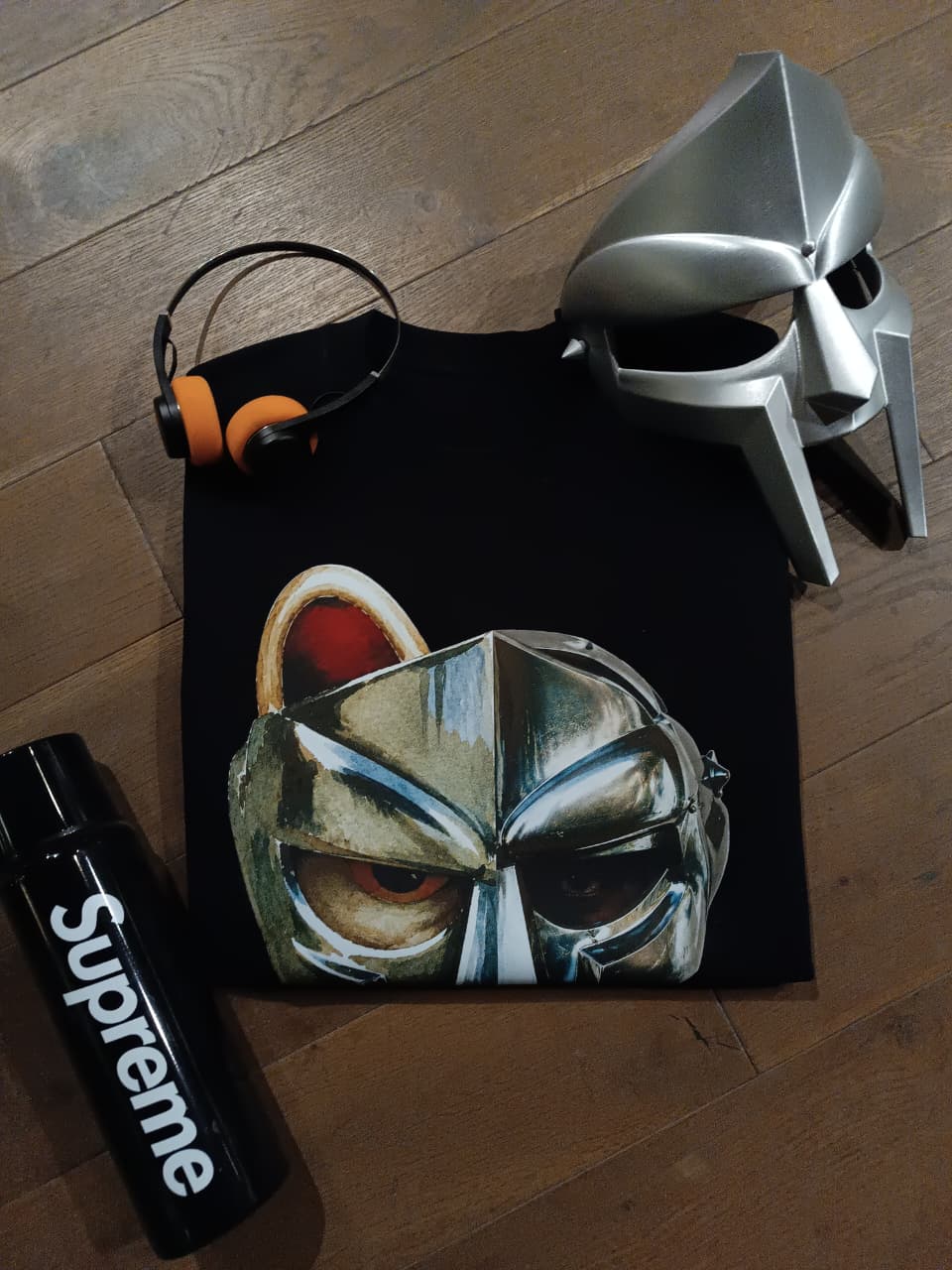 FACE OFF.