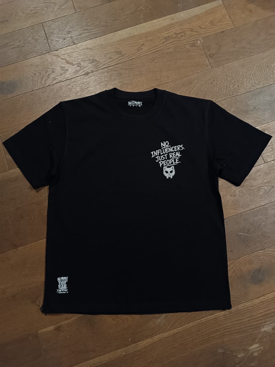REAL PEOPLE TEE