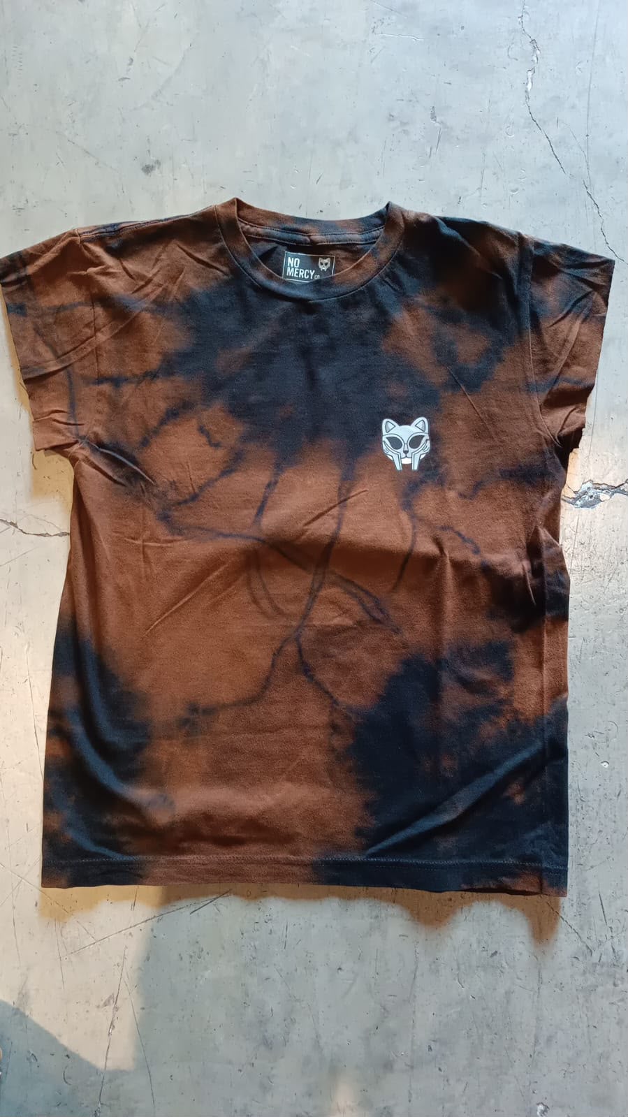 NO MERCY CODE SLEEVELESS TEE – Brown / Black