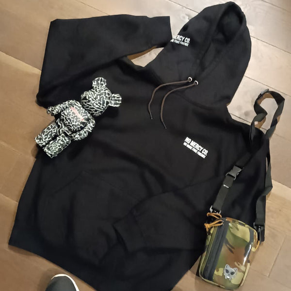 NO MORE FAKE FRIENDS – STATEMENT HOODIE