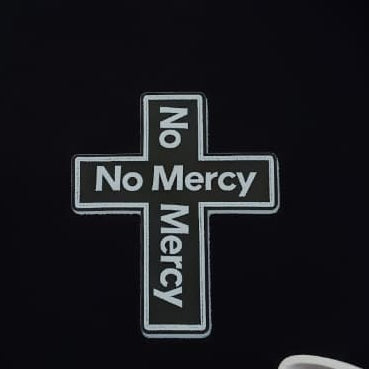 PLAYERA CORTA TRUST NO ONE EDITION MANGA CORTA-Mujer