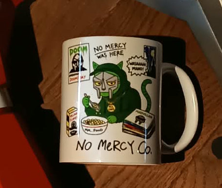 VILLAIN FLAKES MUG